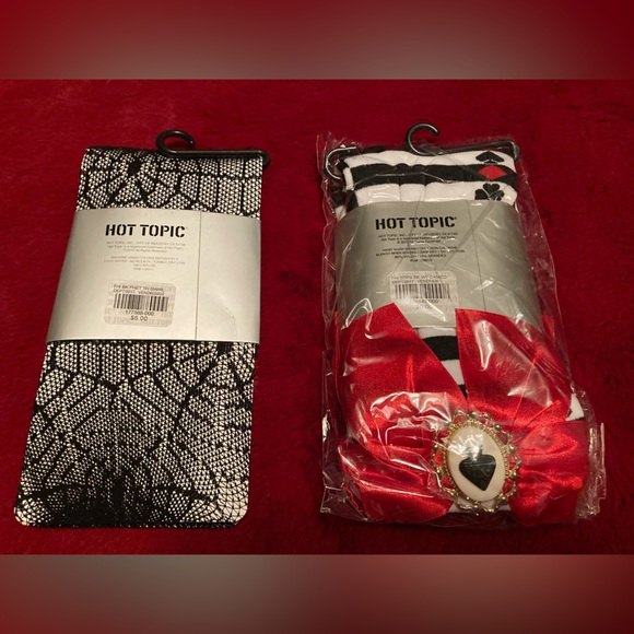 2 Pairs Thy High Stockings Heart Spade Bows Spiderwebs - Picture 4 of 4